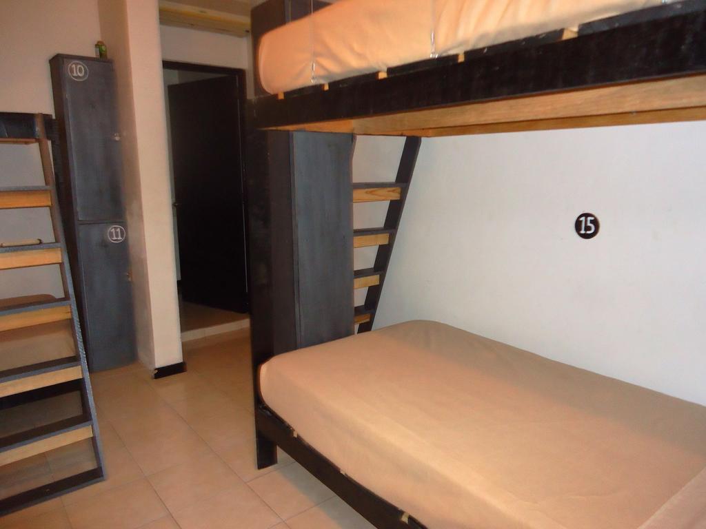 Humble Bumble Hostel Плая-дель-Кармен Экстерьер фото